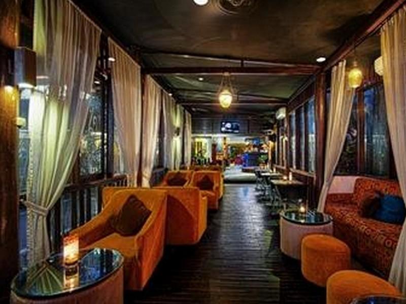 Hotel Montana Malang Exterior photo