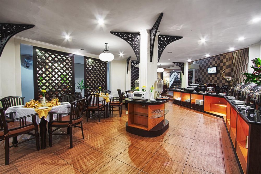 Hotel Montana Malang Exterior photo